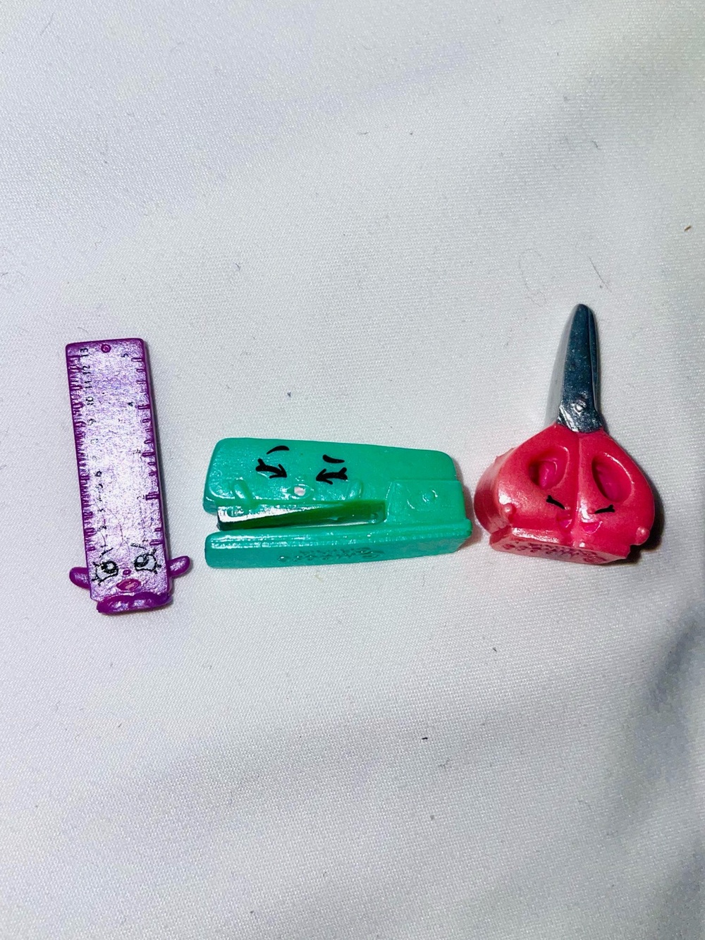 Shopkins Rula Ruler, Staples, Snips- S1 Polished Pearl Stationary Team